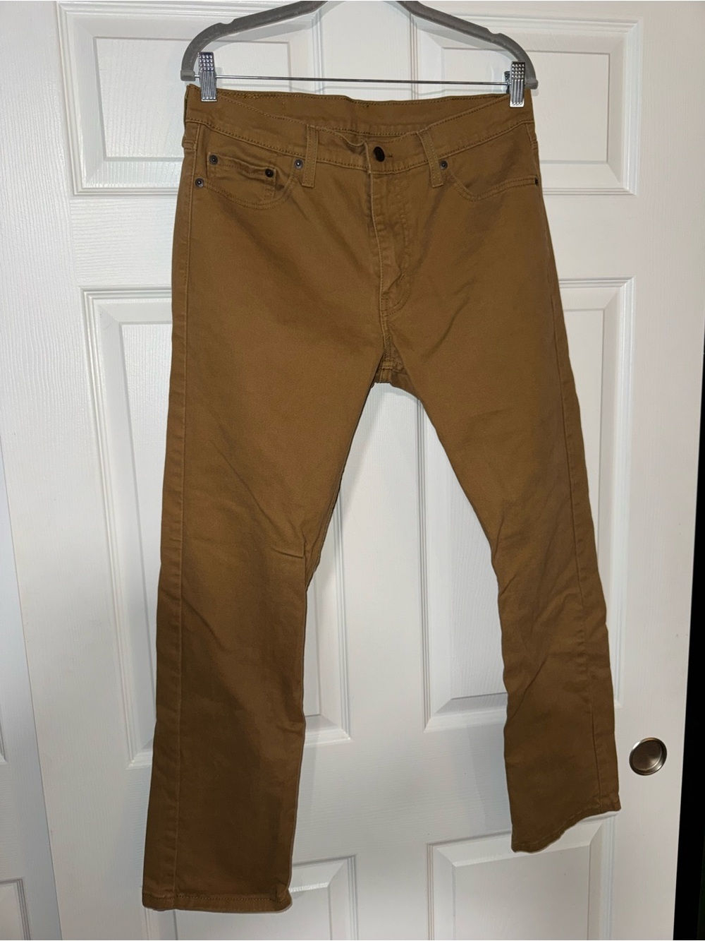 Levi 513 Tan